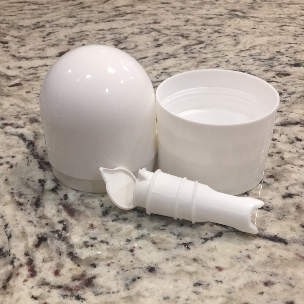 Pampered chef lemon juicer